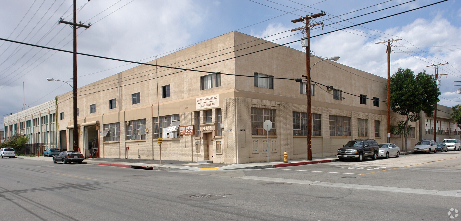 4383 Fruitland Ave, Vernon, CA 90058