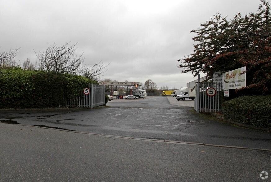 Fairfield Rd, Halesowen for lease - Building Photo - Image 2 of 2