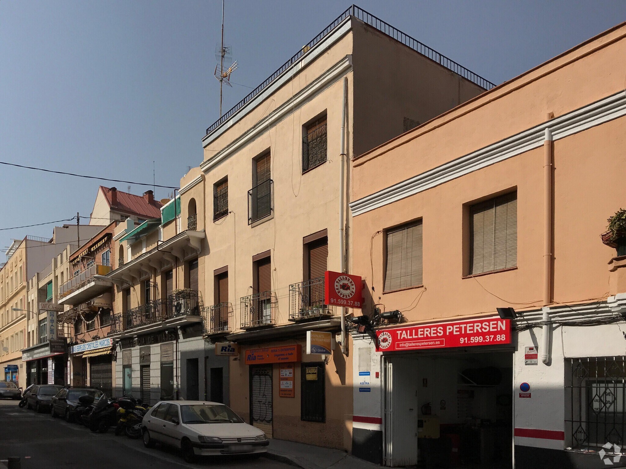Calle de Pedro Villar, 9, Madrid, Madrid for sale Primary Photo- Image 1 of 1