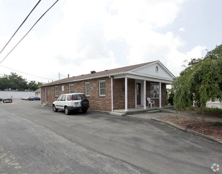 1101 Folkestone Rd, Columbus, OH for sale - Primary Photo - Image 1 of 2