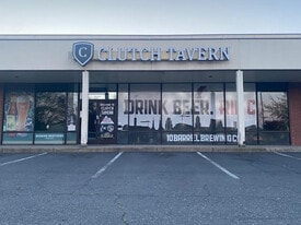 Tobacco Market / Boston Pizza - Bar