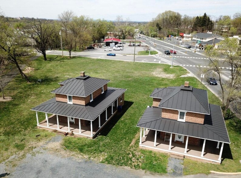 602 Radham St, Front Royal, VA for sale - Building Photo - Image 3 of 7