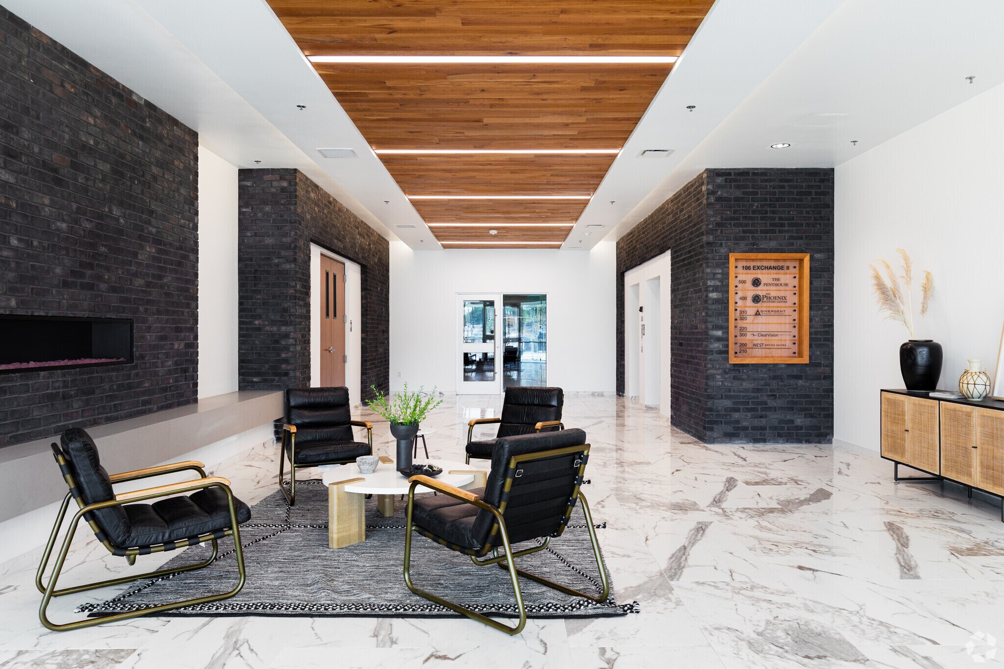 489 S Jordan Pky, South Jordan, UT for sale Interior Photo- Image 1 of 1