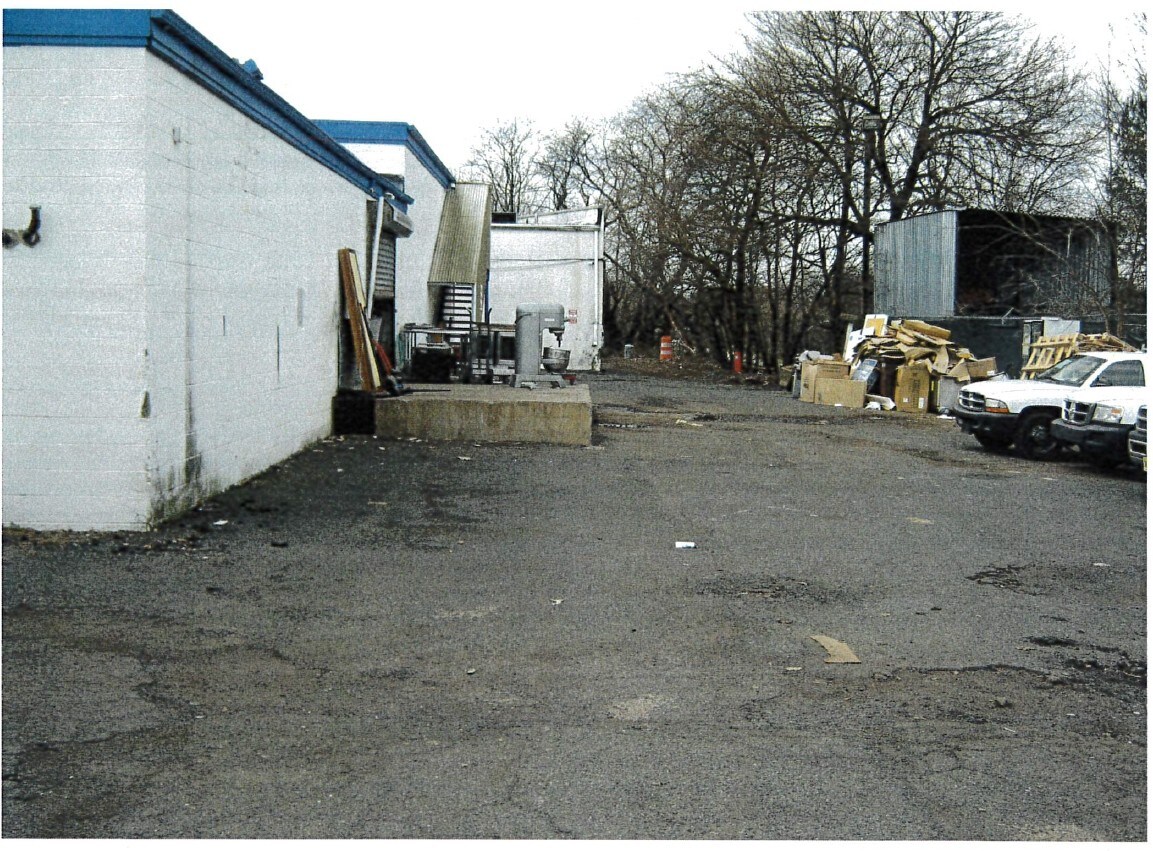 1597 Route 22, Union, NJ 07083