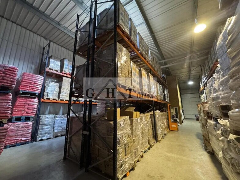 Industrial in Valenton for lease - Interior Photo - Image 2 of 5
