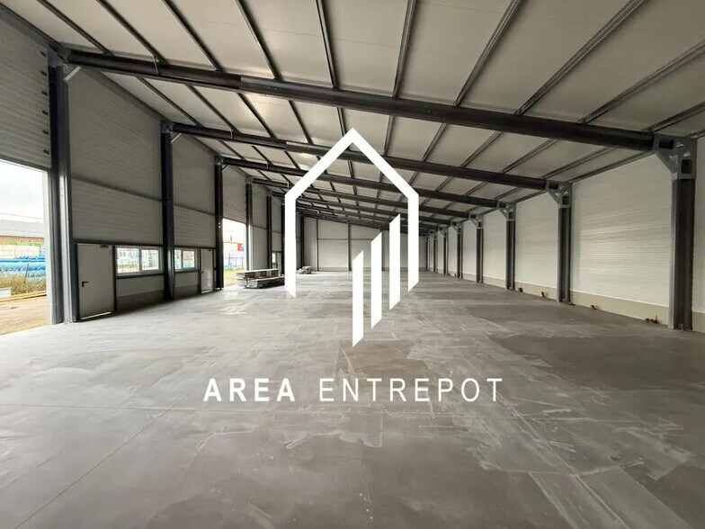 Flex in Rognac for lease - Interior Photo - Image 3 of 4