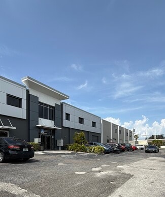 More details for 5402 W Laurel St, Tampa, FL - Office for Sale