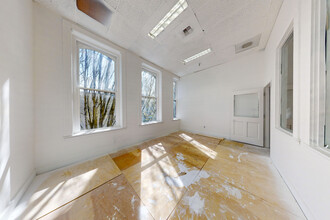 101 Capitol Way N, Olympia, WA for lease Interior Photo- Image 1 of 9