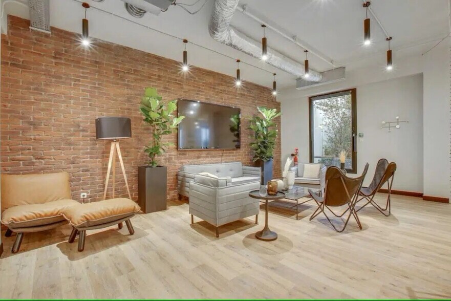 17 Rue De Vanves, Boulogne-Billancourt for lease - Building Photo - Image 1 of 6