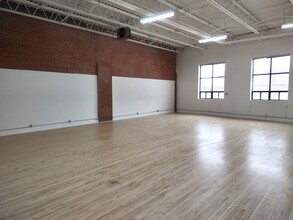 276 Carlaw Av, Toronto, ON for lease Interior Photo- Image 1 of 5