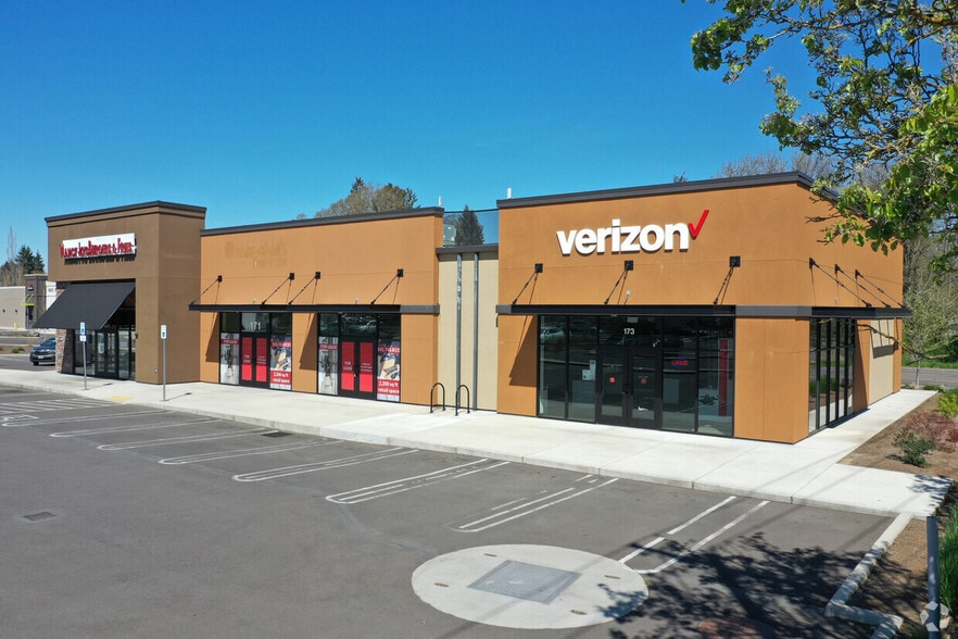 105 N Arney Rd, Woodburn, OR for sale - Primary Photo - Image 1 of 9