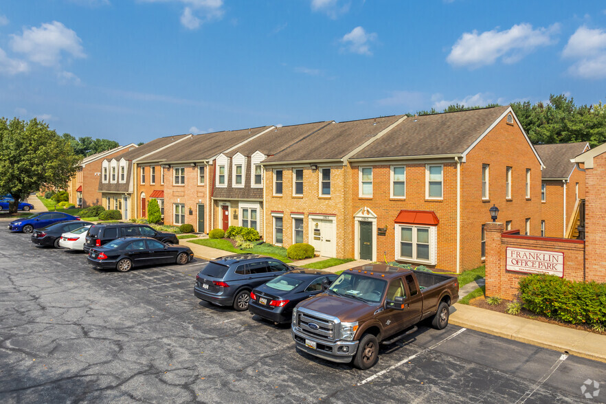 15815-15825 Crabbs Branch Way, Derwood, MD for lease - Primary Photo - Image 1 of 12