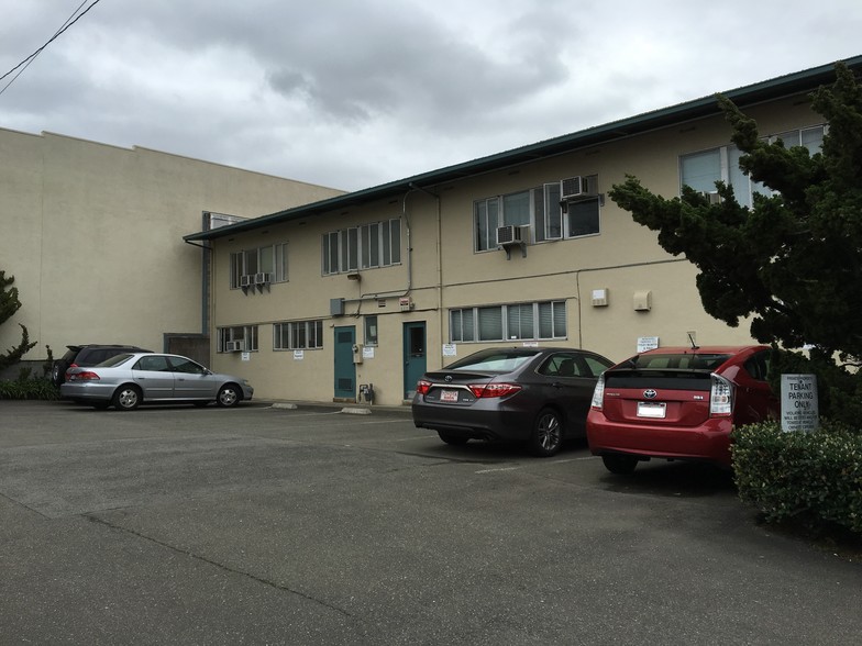 1225 Solano Ave, Albany, CA for lease - Primary Photo - Image 2 of 4