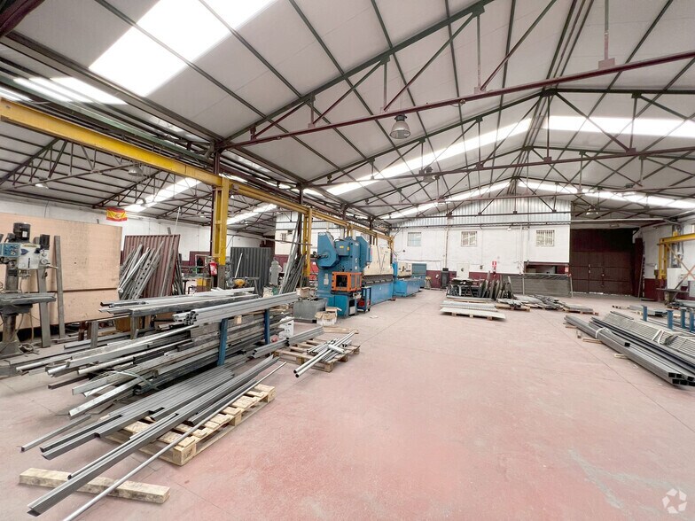 Industrial in Humanes de Madrid, Madrid for sale - Building Photo - Image 3 of 21