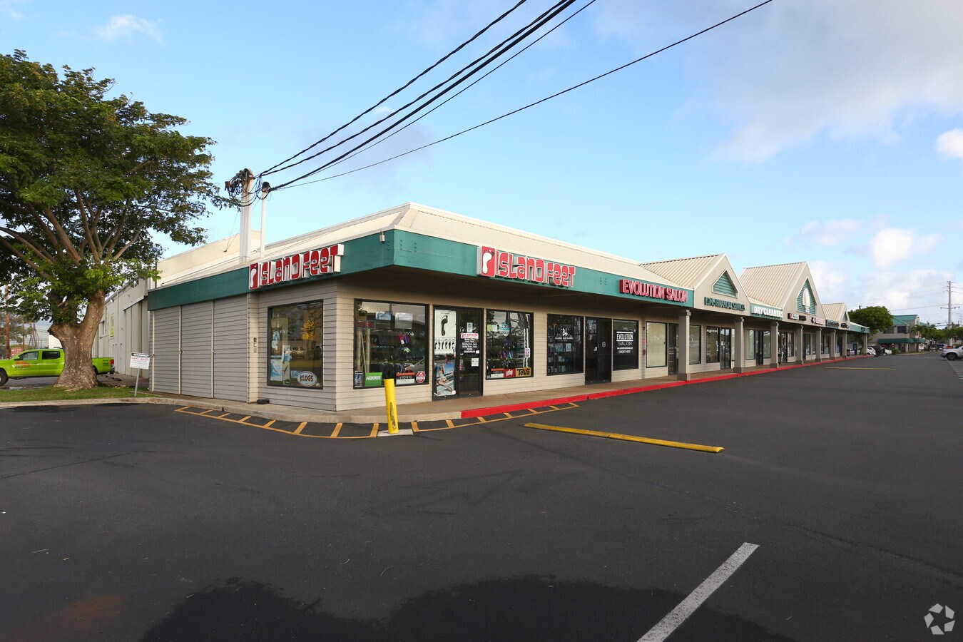 395 Dairy Rd, Kahului, HI 96732