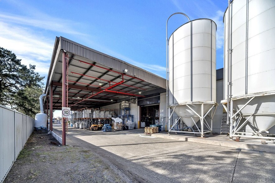 33-41 Airds Rd, Minto for lease - Building Photo - Image 3 of 6
