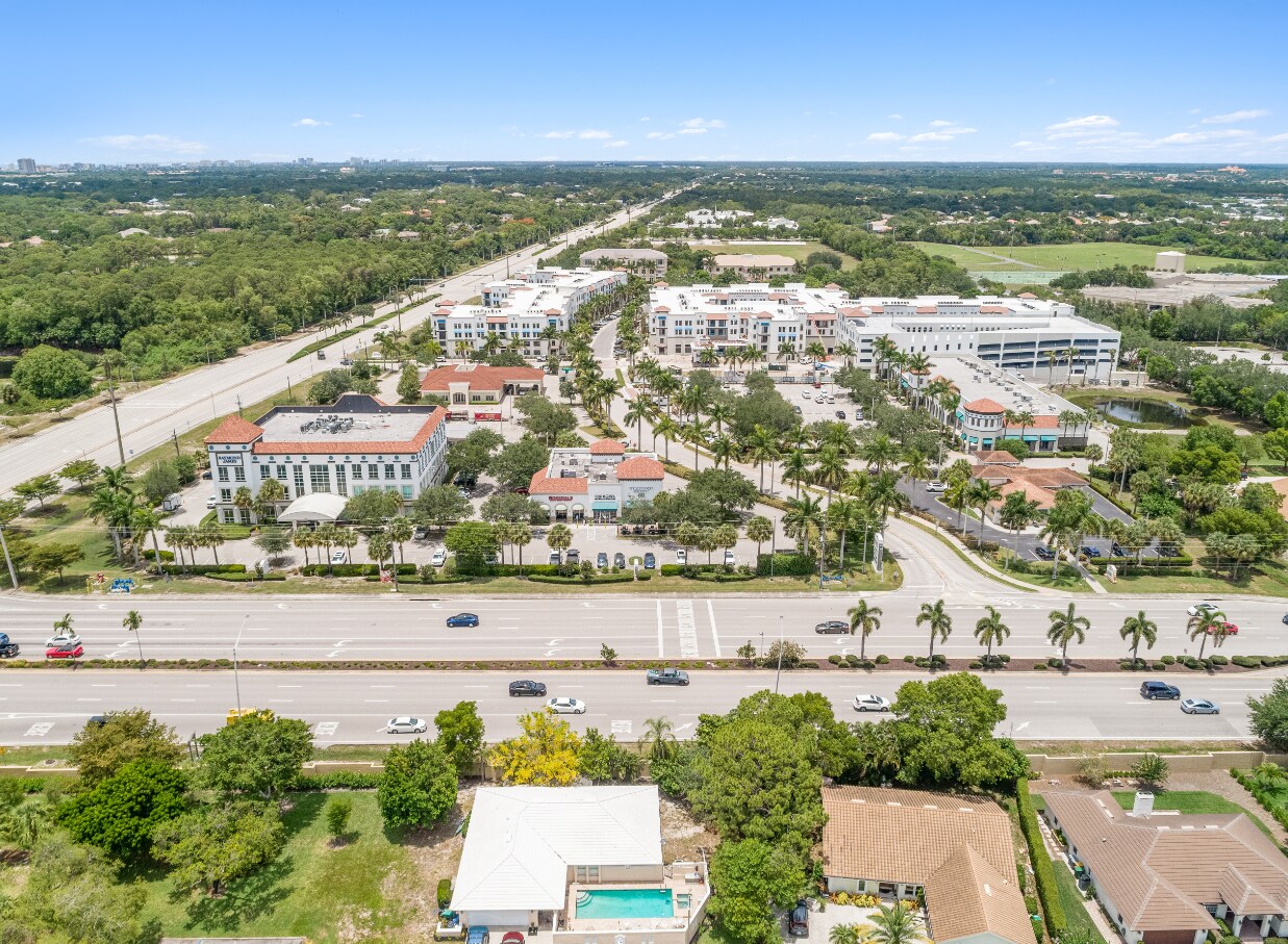 1421 Pine Ridge Rd, Naples, FL 34109 Offices at Magnolia Square