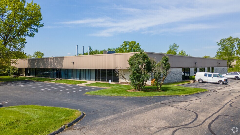 11407-11415 Century Cir W, Springdale, OH for sale - Primary Photo - Image 1 of 1