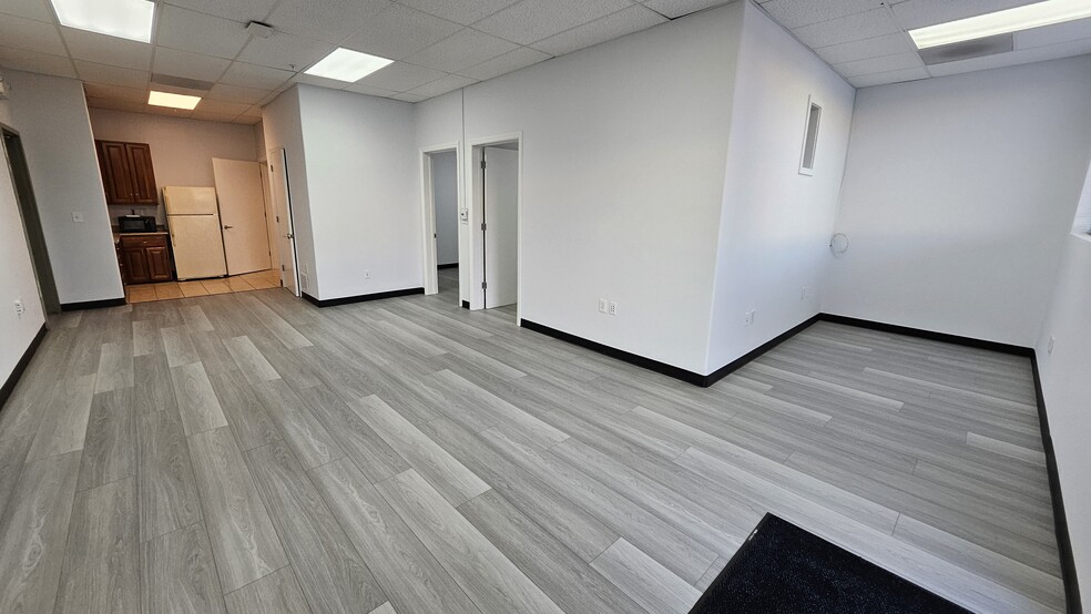 408-428 N Canal St, South San Francisco, CA for lease - Building Photo - Image 3 of 16