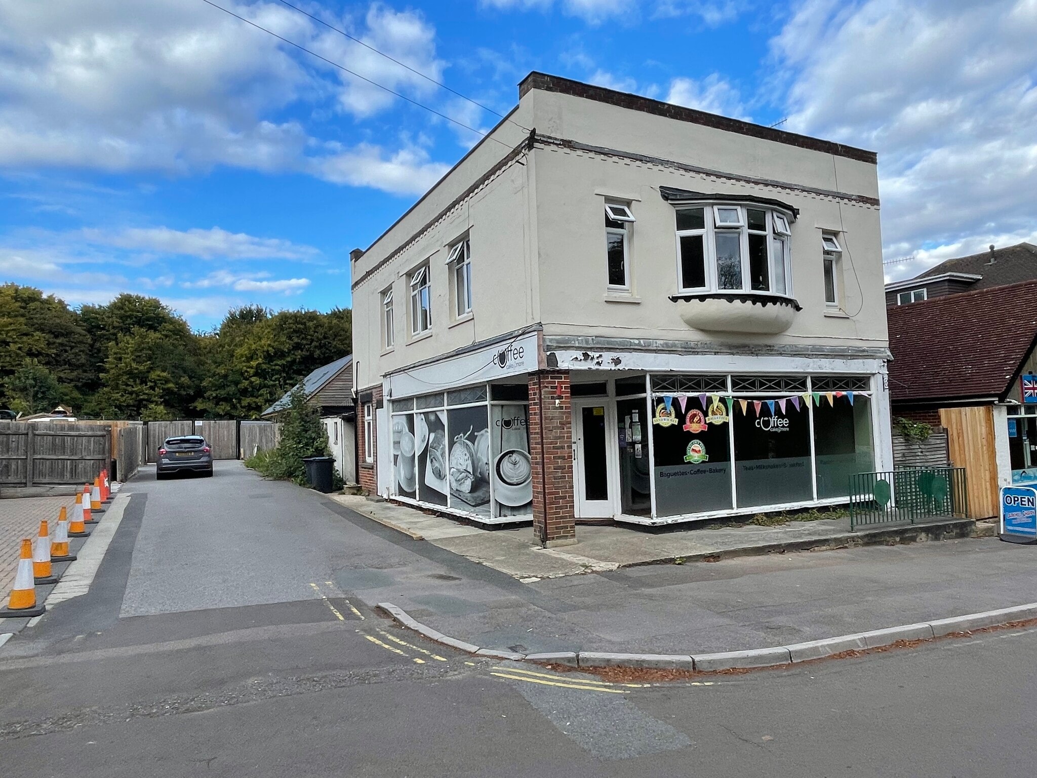 2 The Packway, Larkhill for sale Primary Photo- Image 1 of 1