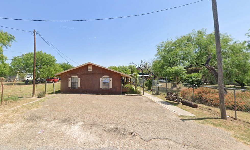 937 N Los Ebanos Rd, Mission, TX 78572