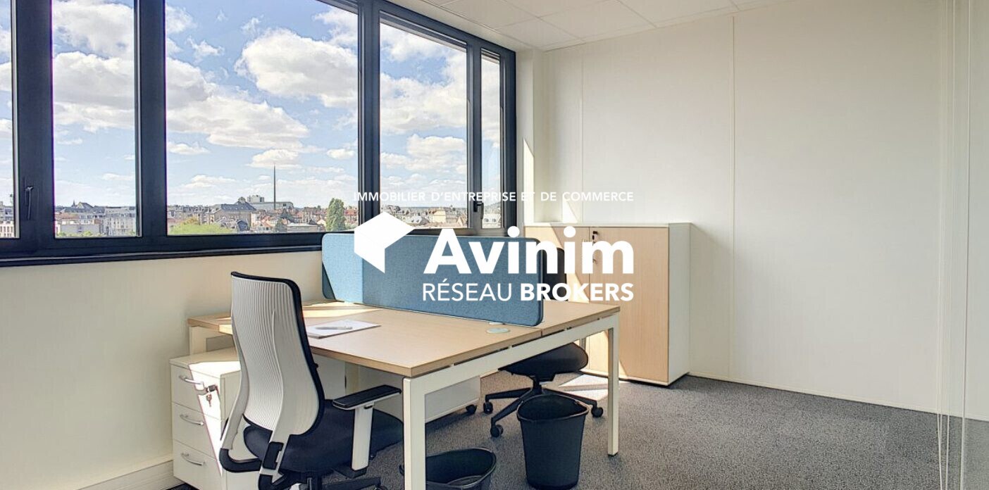 Office in Saint Raphael for lease Interior Photo- Image 1 of 2