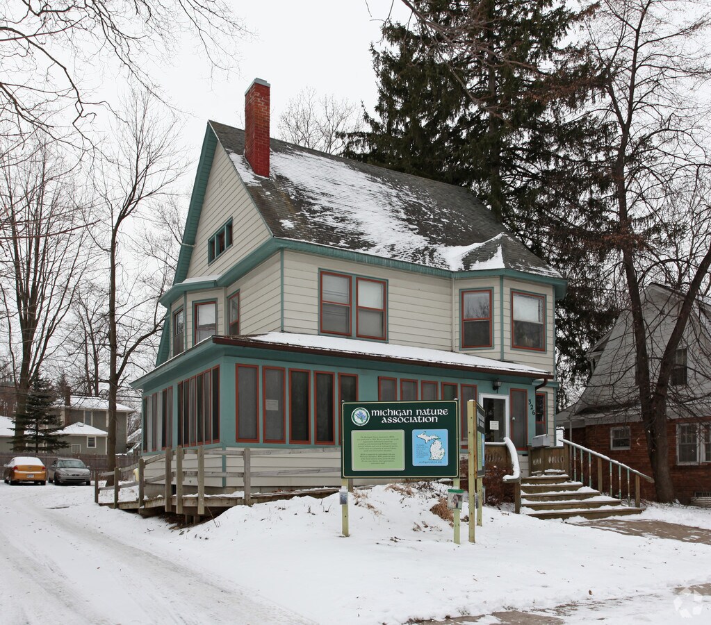 326 E Grand River Ave, Williamston, MI 48895 Property Record