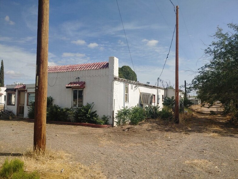 218 W Business Loop, Bowie, AZ for sale - Building Photo - Image 1 of 1