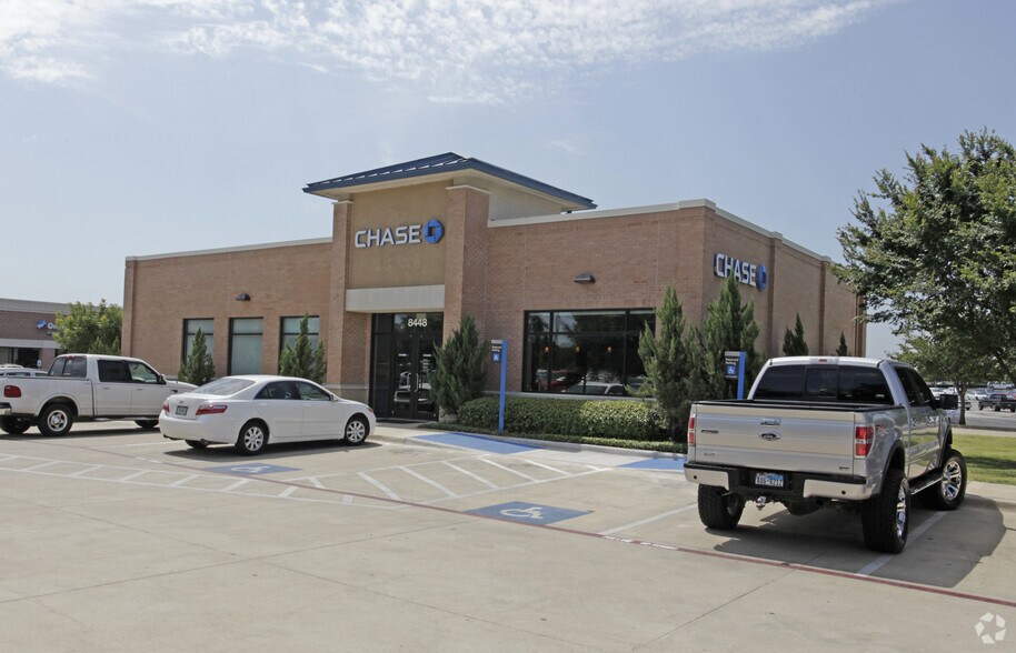 8448 Denton Hwy, Watauga, TX for sale - Primary Photo - Image 1 of 1