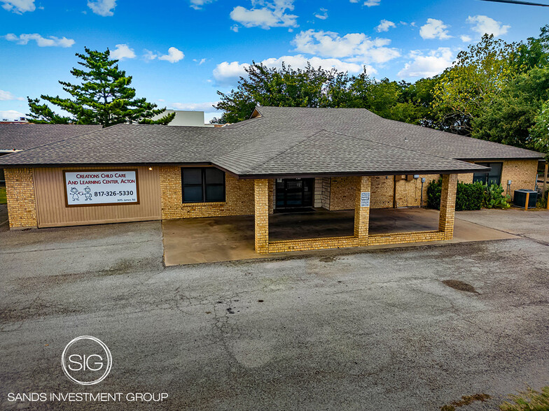 3015 James Rd, Granbury, TX for sale - Primary Photo - Image 1 of 5