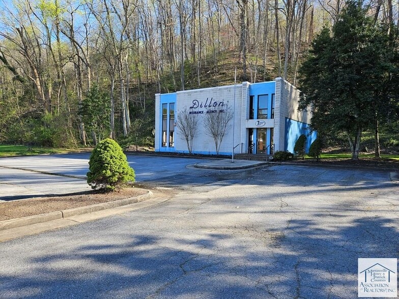 2611 Riverside Dr, Bassett, VA for sale - Building Photo - Image 2 of 30