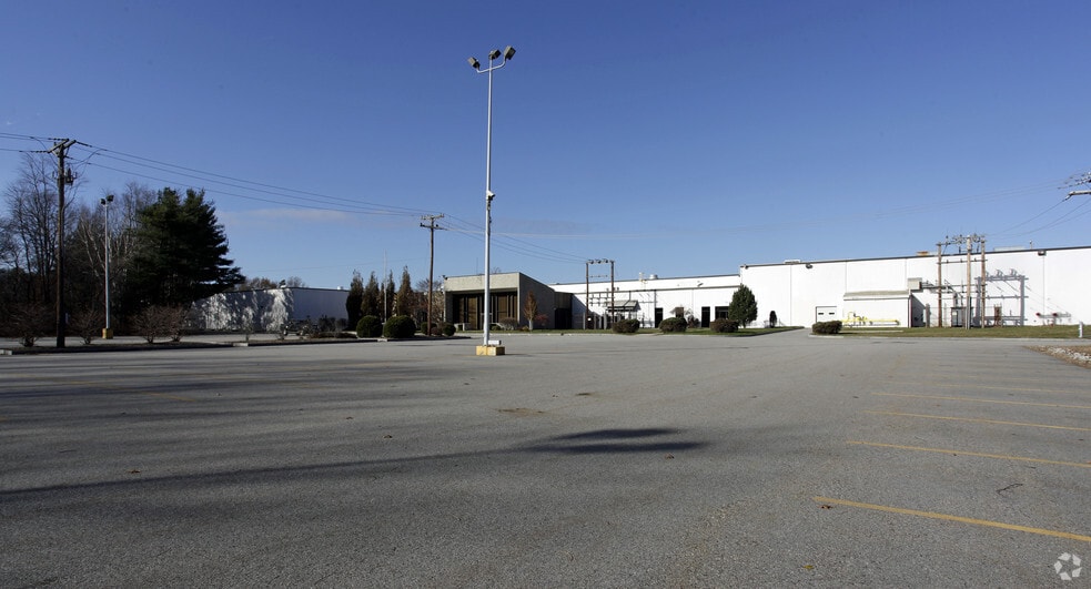 351 Holt Rd, North Andover, MA for sale - Primary Photo - Image 1 of 1