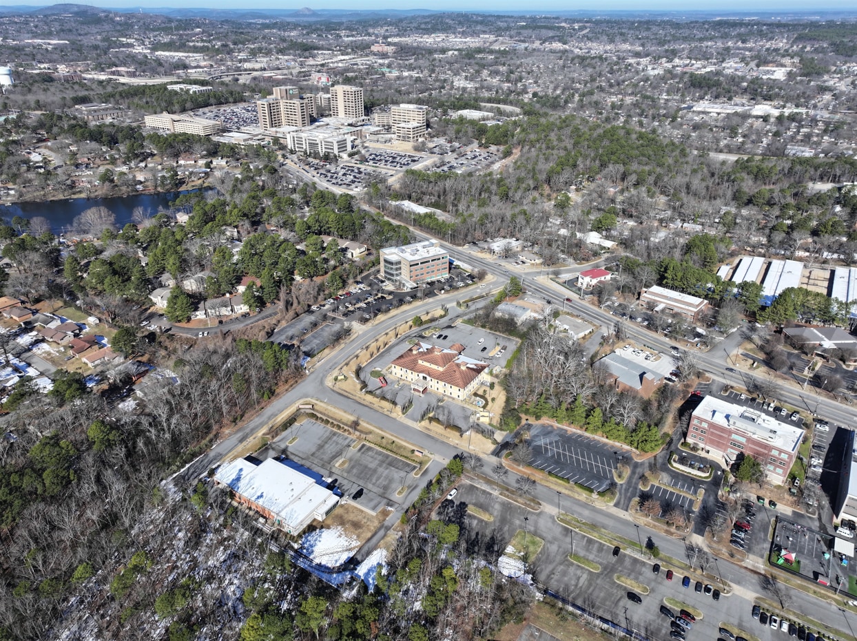 1515 Kanis Park Dr, Little Rock, AR for lease Building Photo- Image 1 of 60