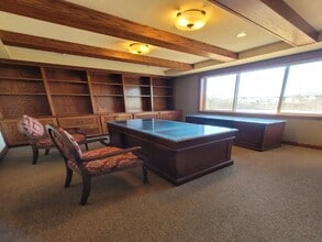 11270-11274 86th Ave N, Maple Grove, MN for lease Interior Photo- Image 2 of 3