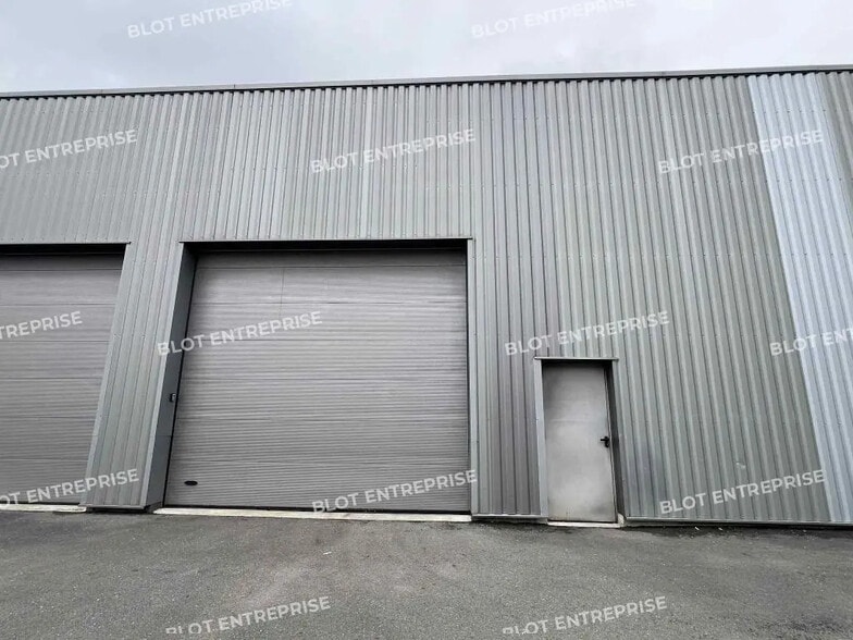 Office in Thorigné-Fouillard for lease - Building Photo - Image 3 of 4