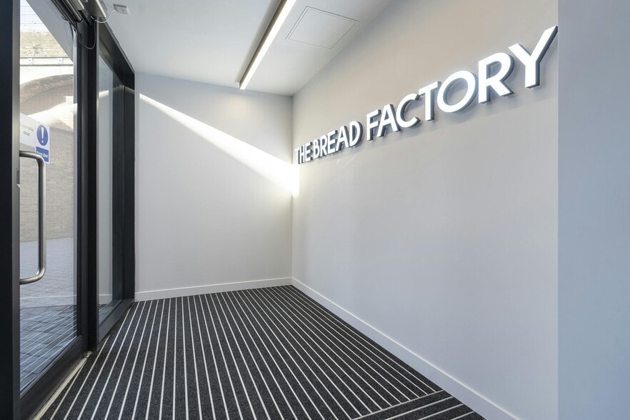 1-1C Broughton St, London for lease - Building Photo - Image 3 of 12