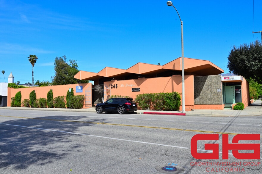1245 E Walnut St, Pasadena, CA for sale - Building Photo - Image 1 of 28