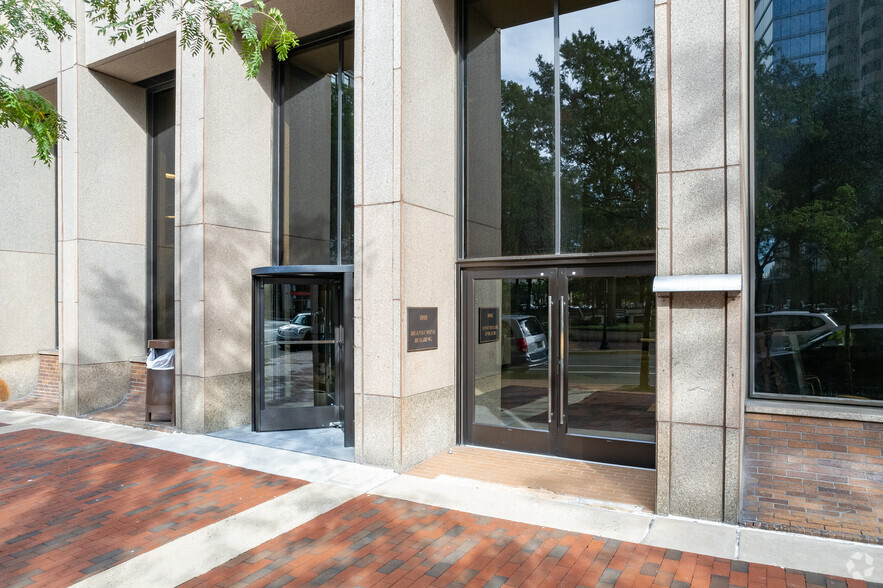 1000 N West St, Wilmington, DE for lease - Building Photo - Image 3 of 14