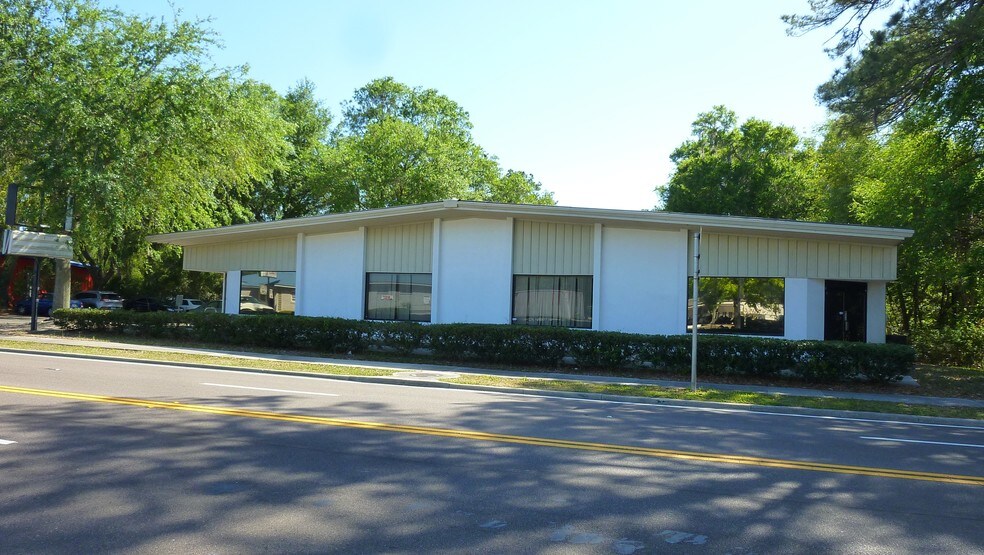 4550 NW 6th St, Gainesville, FL 32609