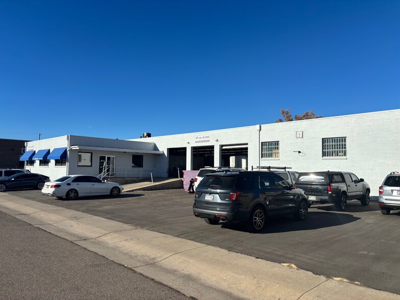 995 W Iliff Ave, Denver, CO for lease - Building Photo - Image 2 of 10