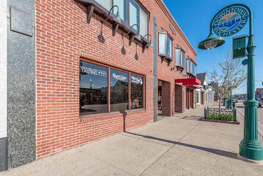 223-227 S Main St, Rochester, MI for lease - Building Photo - Image 2 of 20