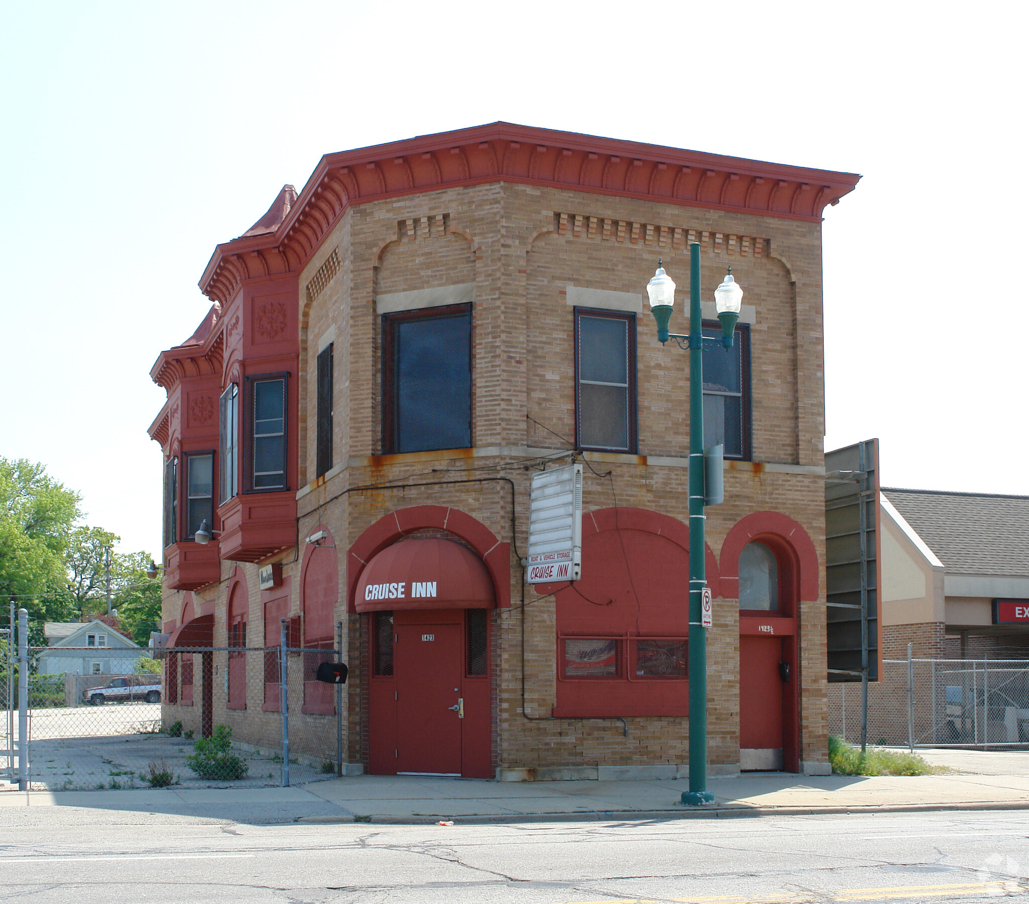 1423 State St, Racine, WI for sale Primary Photo- Image 1 of 1