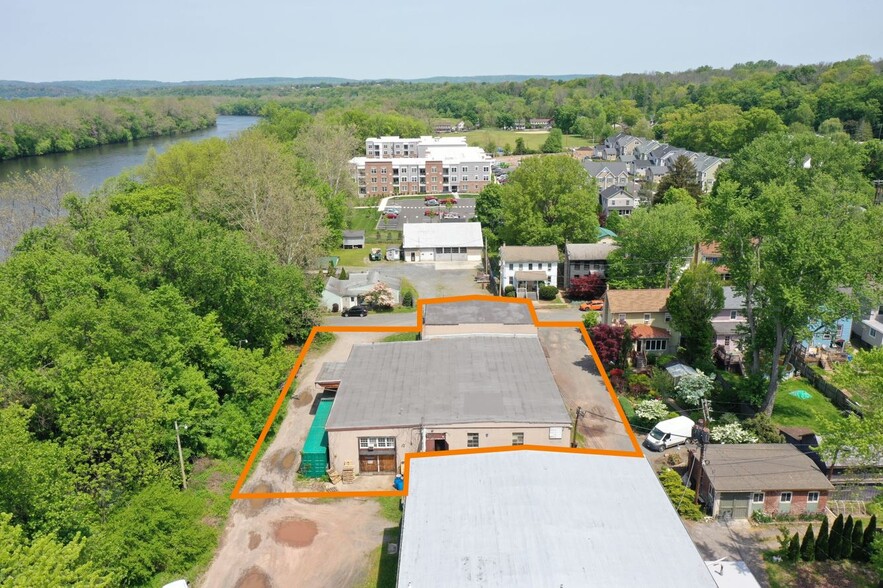 4 7th St, Frenchtown, NJ for lease - Building Photo - Image 1 of 18