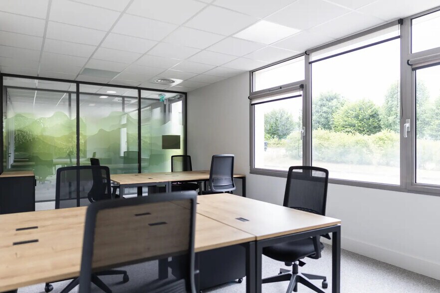 17 Rue Cassiopée, Chavanod for lease - Building Photo - Image 2 of 11