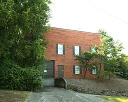 Forest Park Office Warehouse - Warehouse