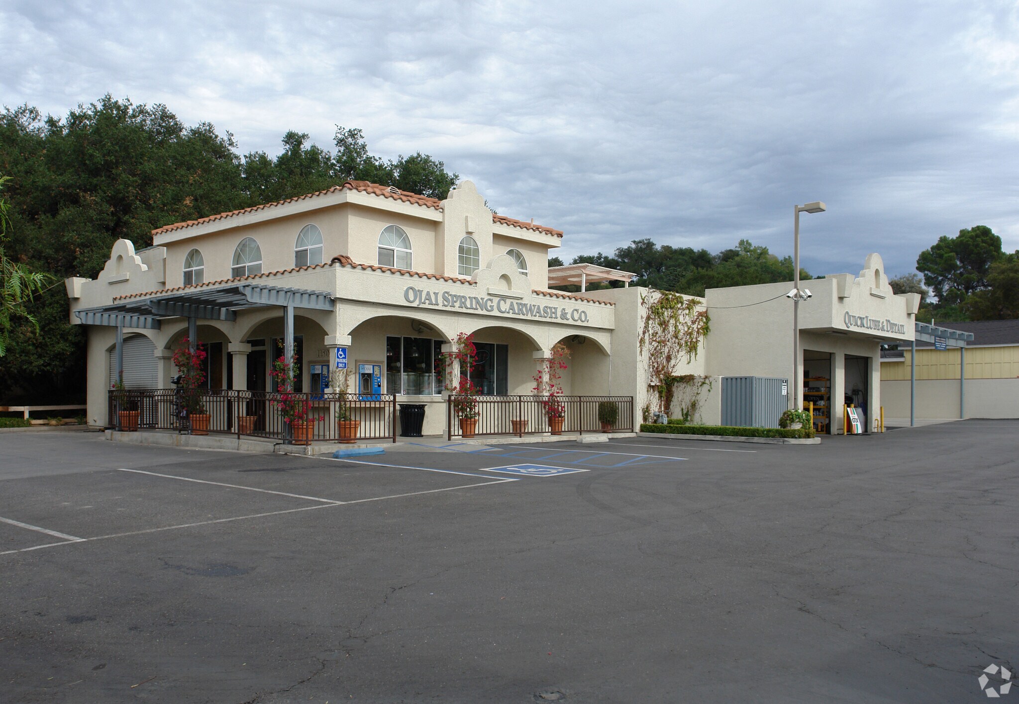 11502 N Ventura Ave, Ojai, CA 93023 Ojai Spring Car Wash & Lube