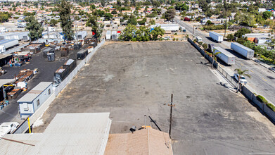 15082 Valley Blvd, Fontana, CA for lease Building Photo- Image 2 of 15