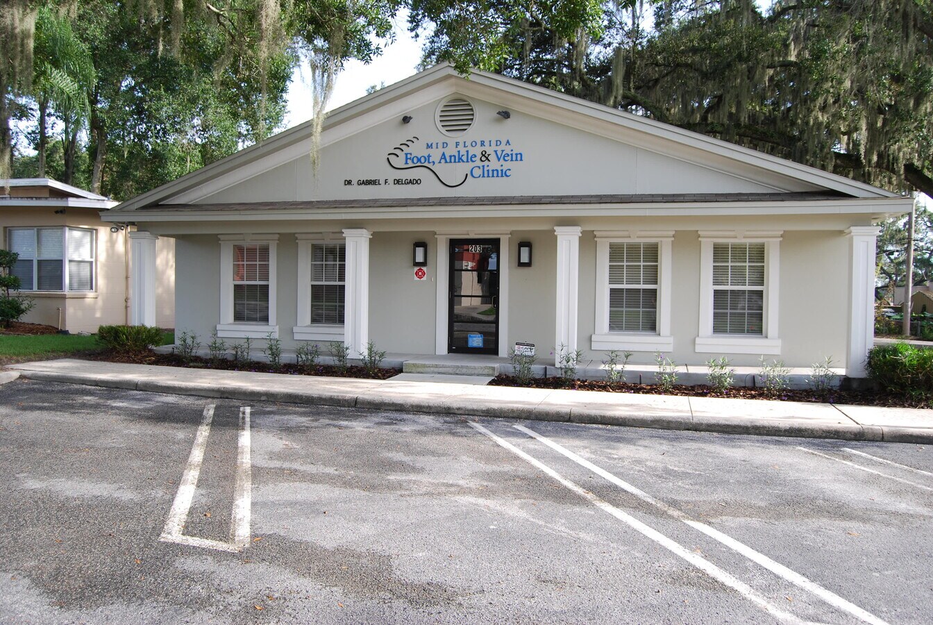 203 Kerneywood St, Lakeland, FL 33803 Office/Medical for Lease