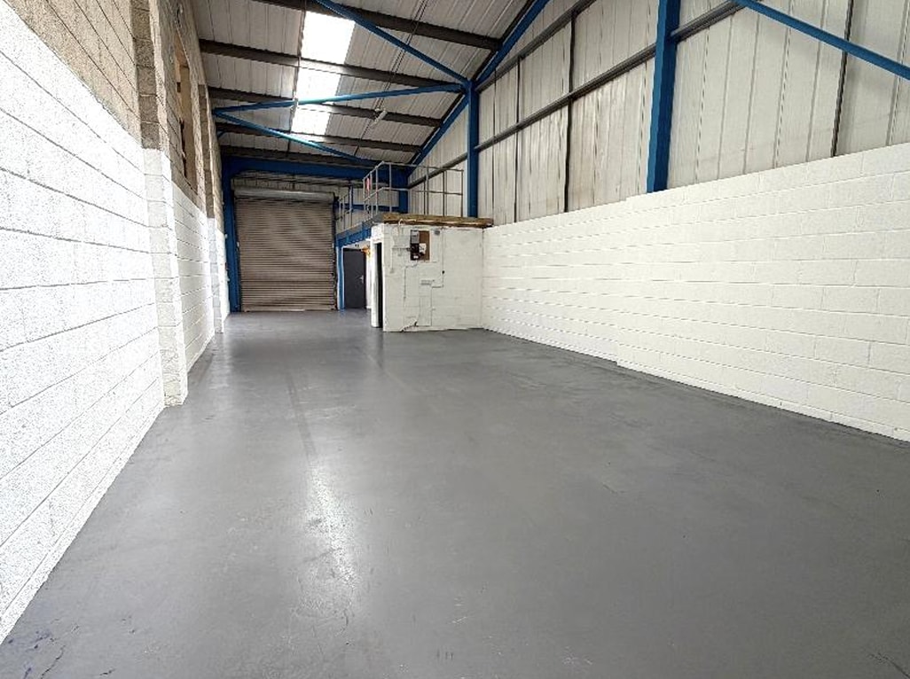19-26 Ford Rd, Totnes for lease Interior Photo- Image 1 of 3
