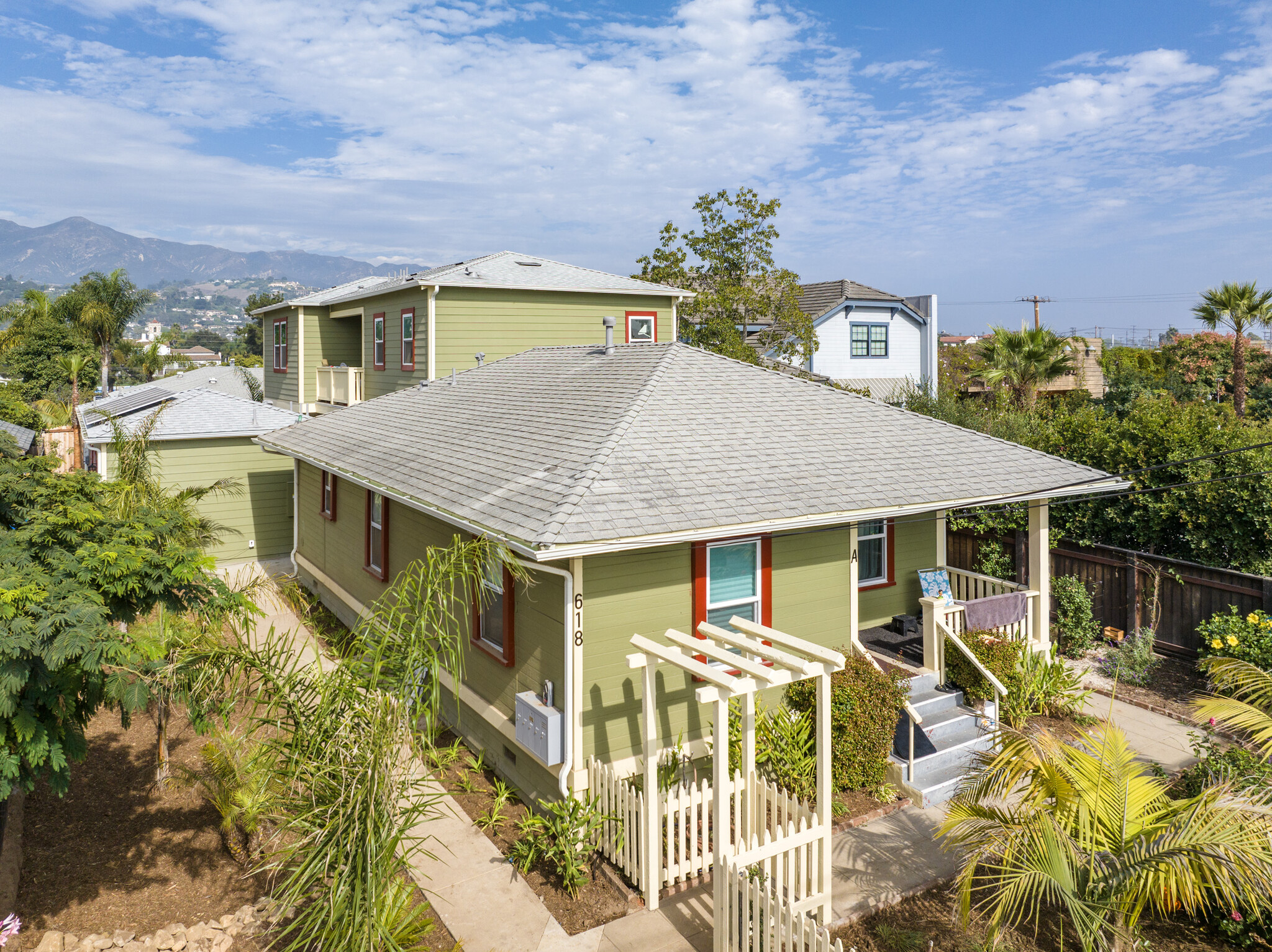 618 Olive St, Santa Barbara, CA for sale Primary Photo- Image 1 of 13